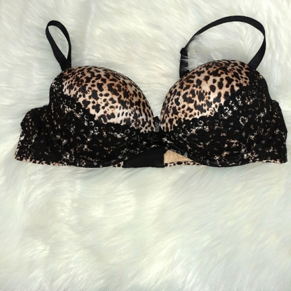 Victoria secret  sexy lil thing!